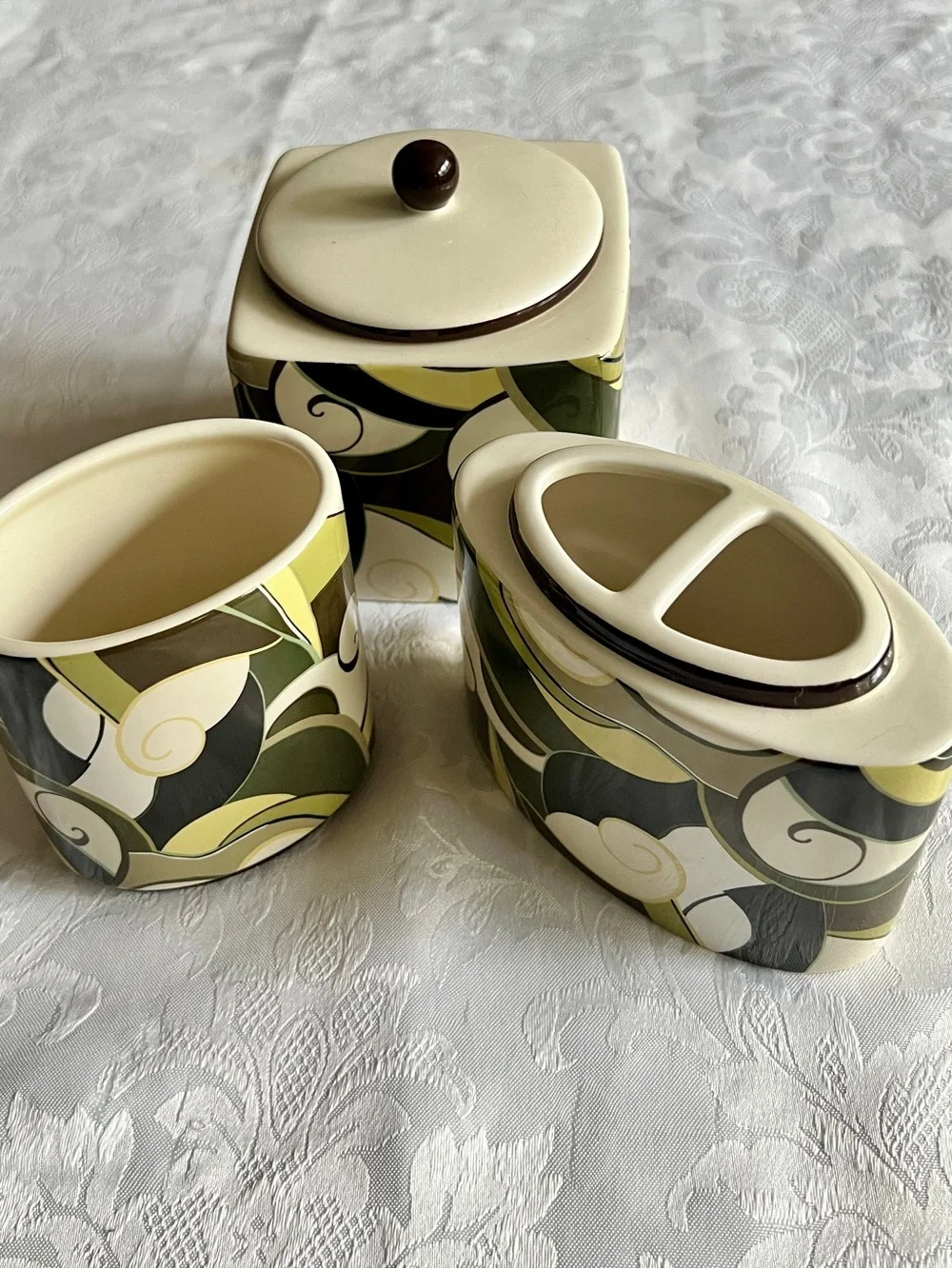 Ceramic Countertop Bathroom Set in Cream and Olive Green